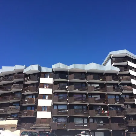 Proche Pistes Et Commerces Avec Parking, Balcon, Animaux Acceptes - Fr-1-445-210 Montgenevre